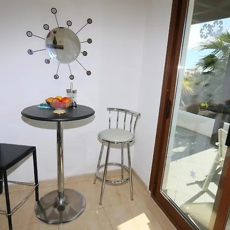 Willa Playa Blanca Sleeps 4 Pool Wifi