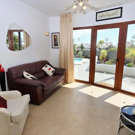 Playa Blanca Sleeps 4 Pool Wifi Playa Blanca (Lanzarote)